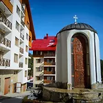 апартамент, студио хрис, лъки Aparthotel Pamporovo