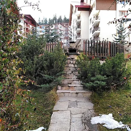 Aparthotel апартамент, студио хрис, лъки 4*
