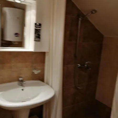 апартамент, студио хрис, лъки Aparthotel