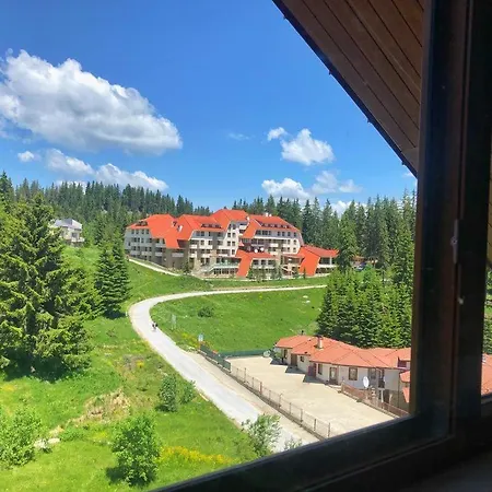 апартамент, студио хрис, лъки Aparthotel