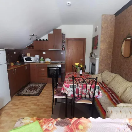 апартамент, студио хрис, лъки Aparthotel 4*