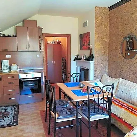 Aparthotel апартамент, студио хрис, лъки Pamporovo