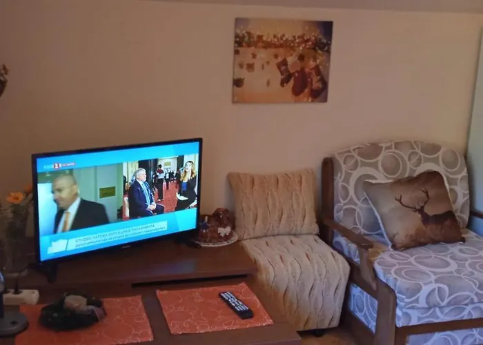 公寓式酒店 апартамент, студио хрис, лъки 潘波洛沃