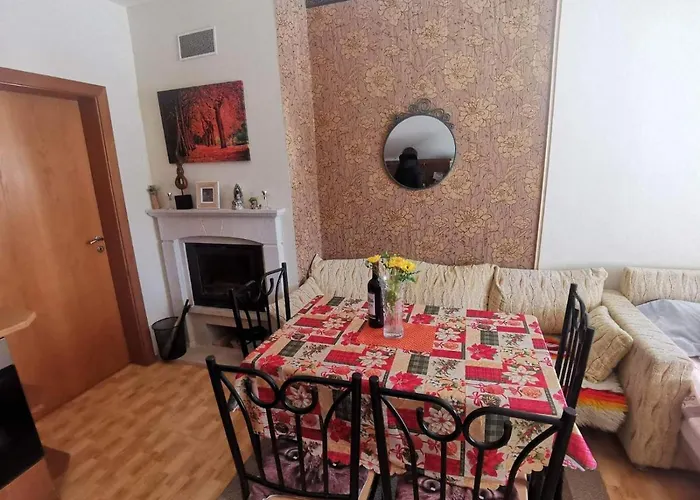 公寓式酒店 апартамент, студио хрис, лъки 潘波洛沃